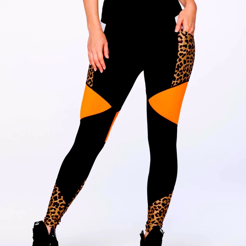 Zumba XS animal print orange leggings